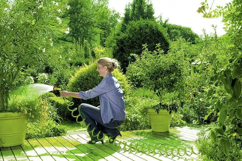 Aktuell MagicFLEX Set Gartenschlauch 10m – Flexibel Faltbar & Robust + 8in1 Sprühdüse Dehnbarer Wasserschlauch Knickfrei Hochdruck Garten Auto Bewässerung