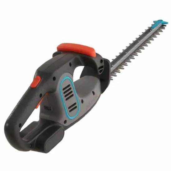 Gardena EasyCut Li - Akku-Heckenschere 14.4V/2Ah - 40 cm Messerlänge Rabatt